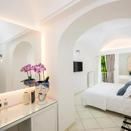 La Divina Amalfi Coast Отель типа 