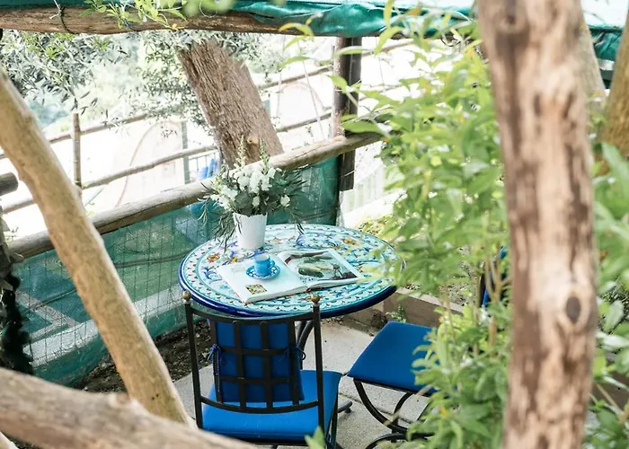 Oda ve Kahvaltı La Divina Amalfi Coast 4*